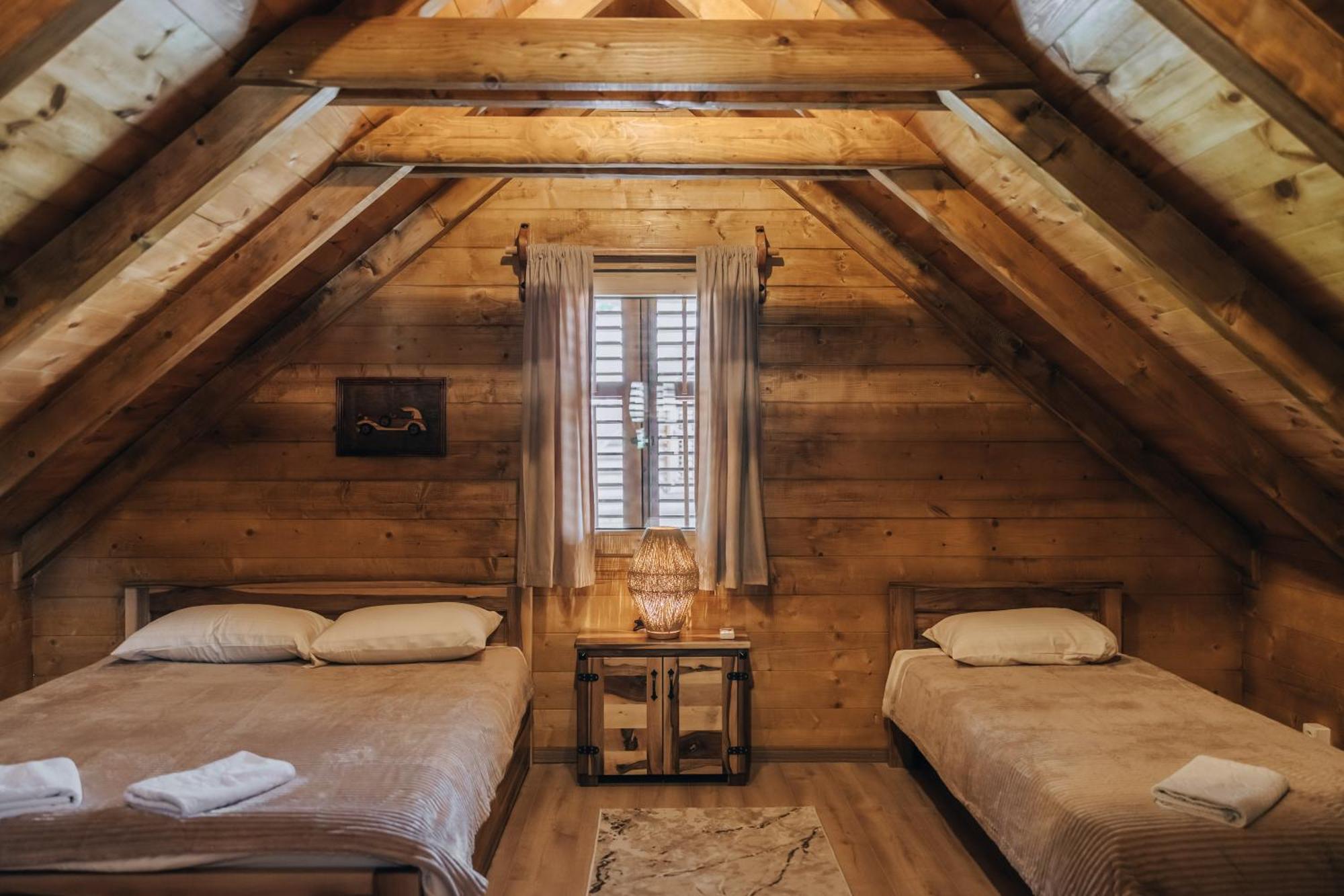 Ethno Lodge Ab เวียร์ปาซาร์ ภายนอก รูปภาพ