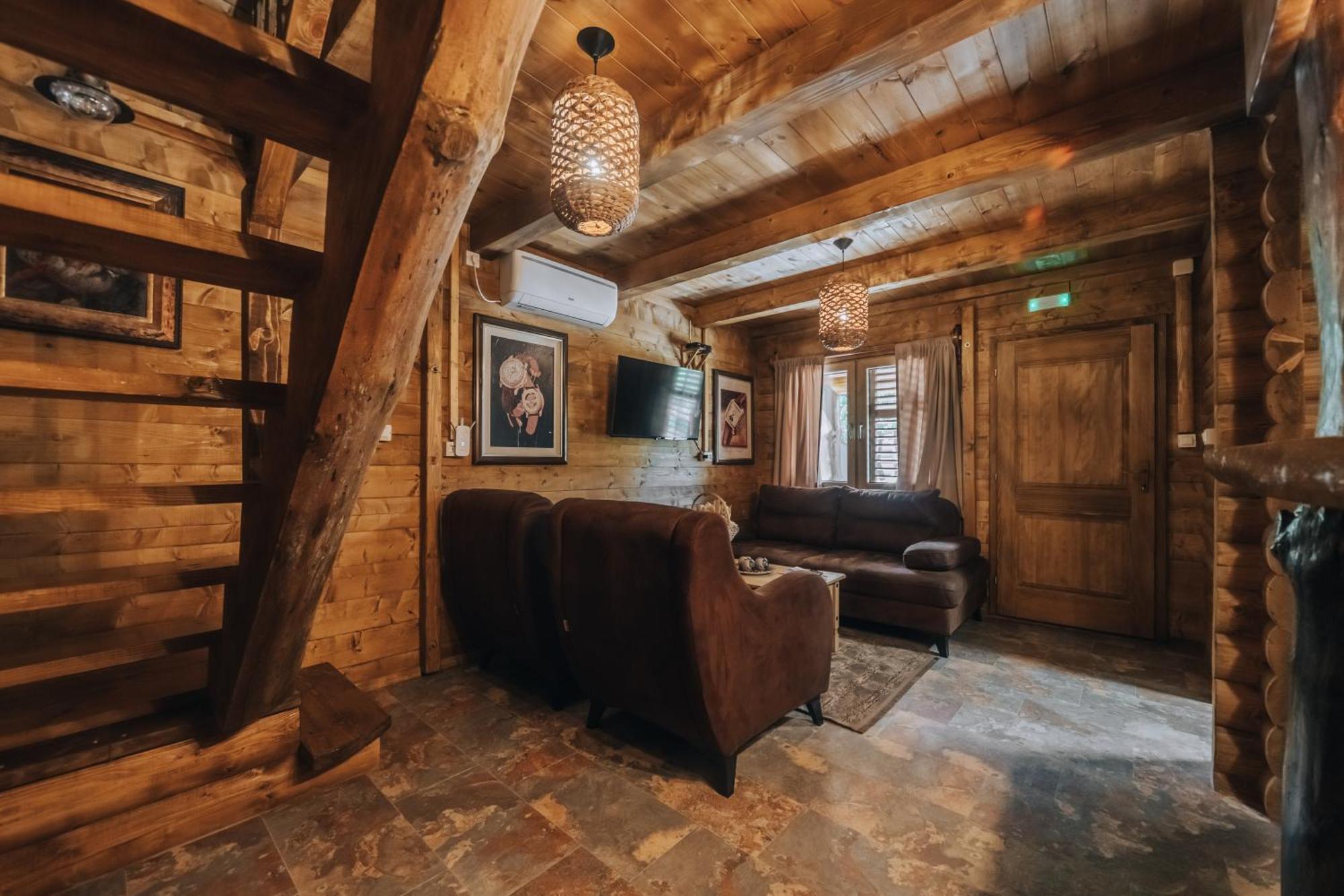 Ethno Lodge Ab เวียร์ปาซาร์ ภายนอก รูปภาพ